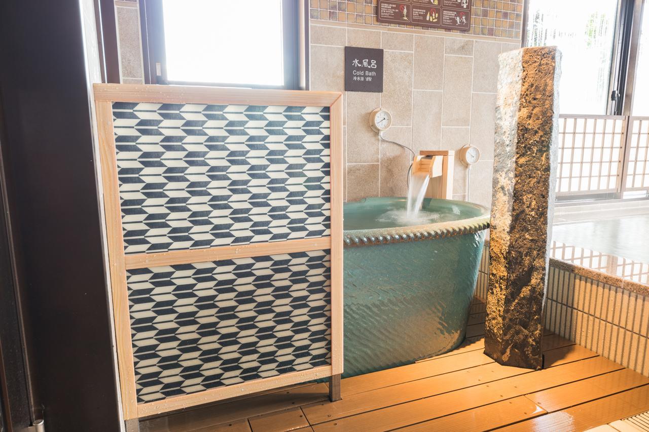 Dormy Inn Matsuyama Natural Hot Spring Екстер'єр фото